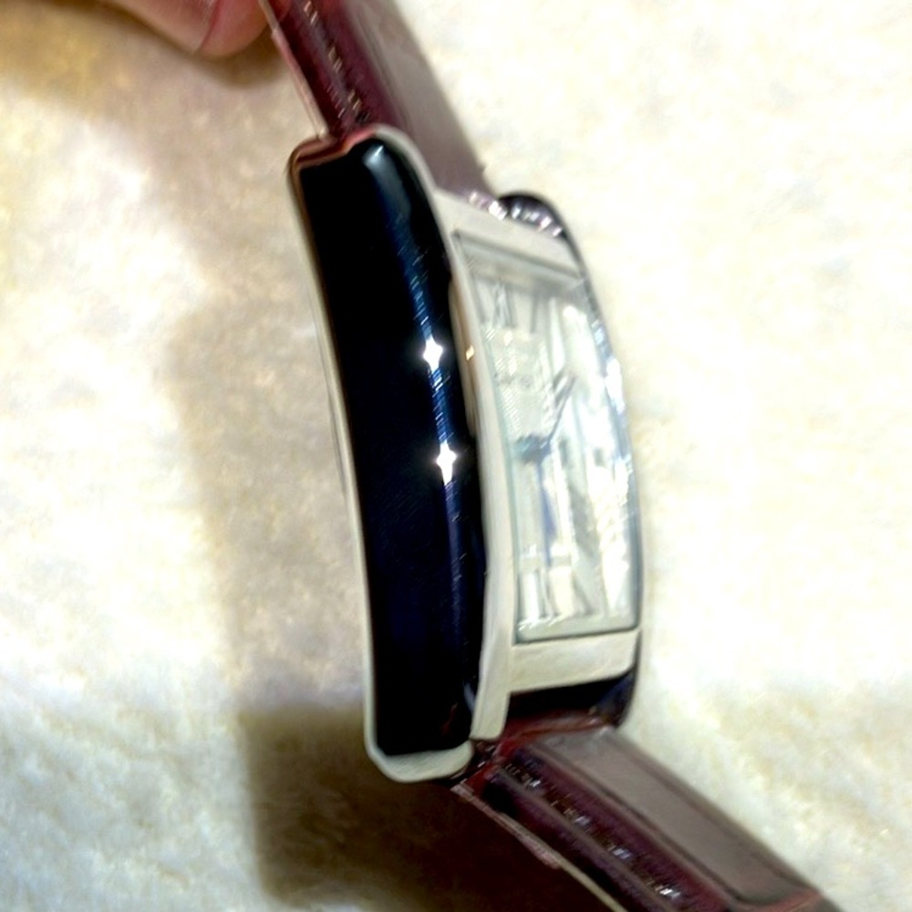 Womenβs Watch - Picture 7 of 11